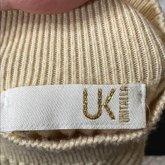 Cream Ribbed Cutout Sweater - Picture 4 of 5